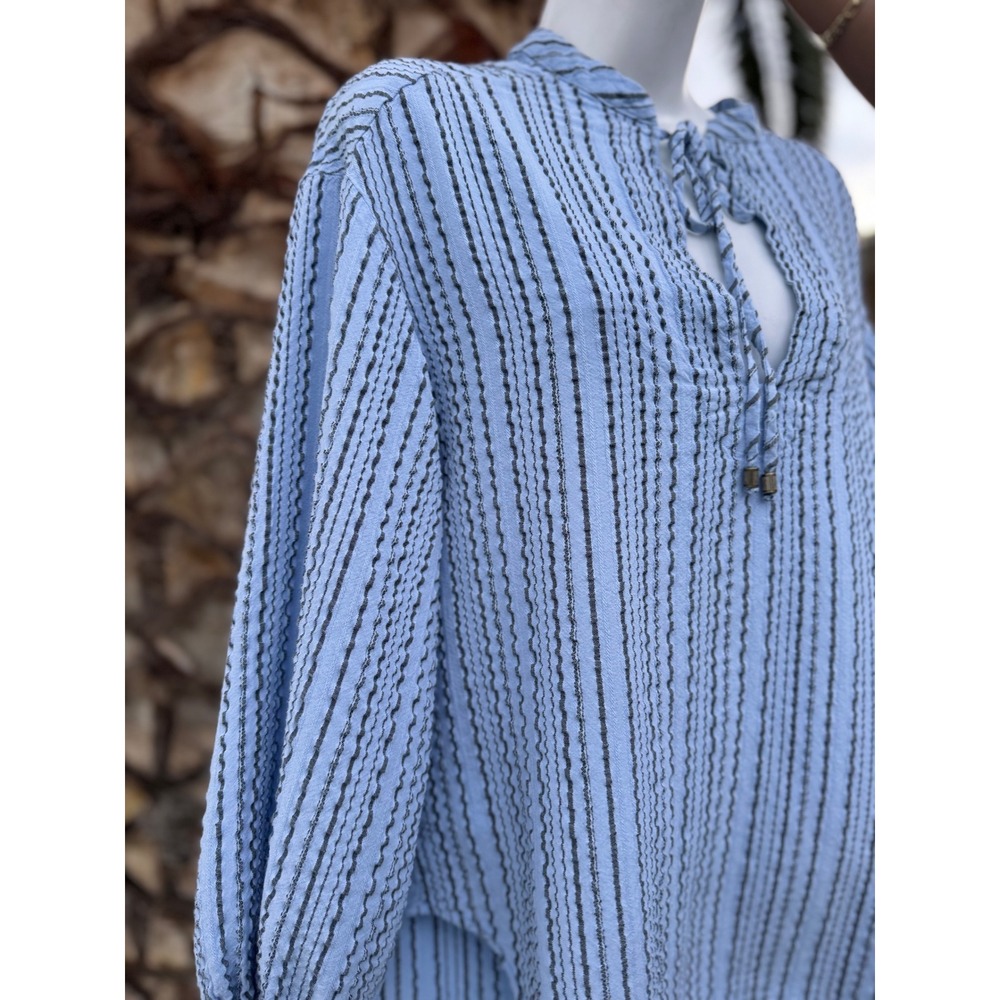 Free People Blue Striped Tunic Top XS Balloon Sleeve Boho VNeck Tie Front Blouse - Picture 5 of 12